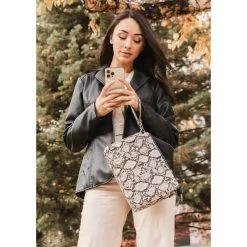 DAY TO NIGHT CROSSBODY - UpScale -Umweltfreundlicher Windel Geschäft 12726