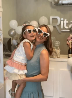 Lentes De Sol Modelo Corazón Para Toddler